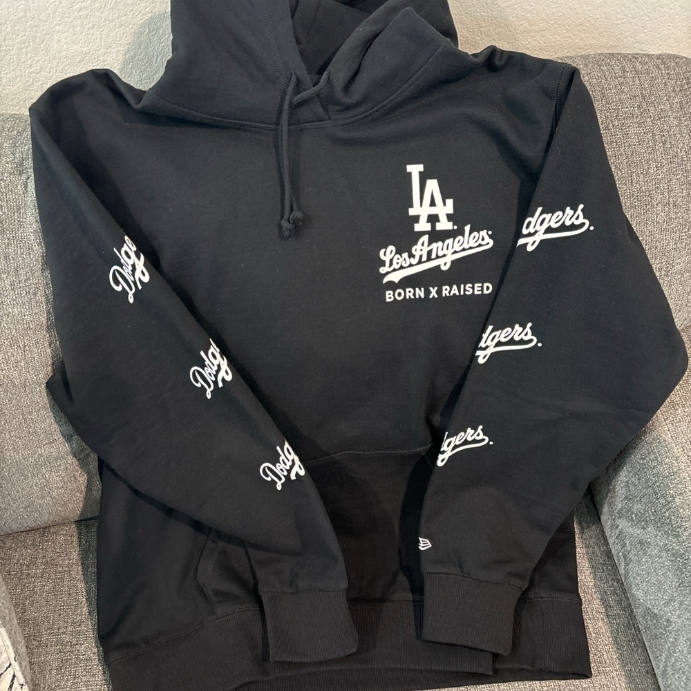 BORN X RAISED Black Sweatshirt Hoodie LA Dodgers